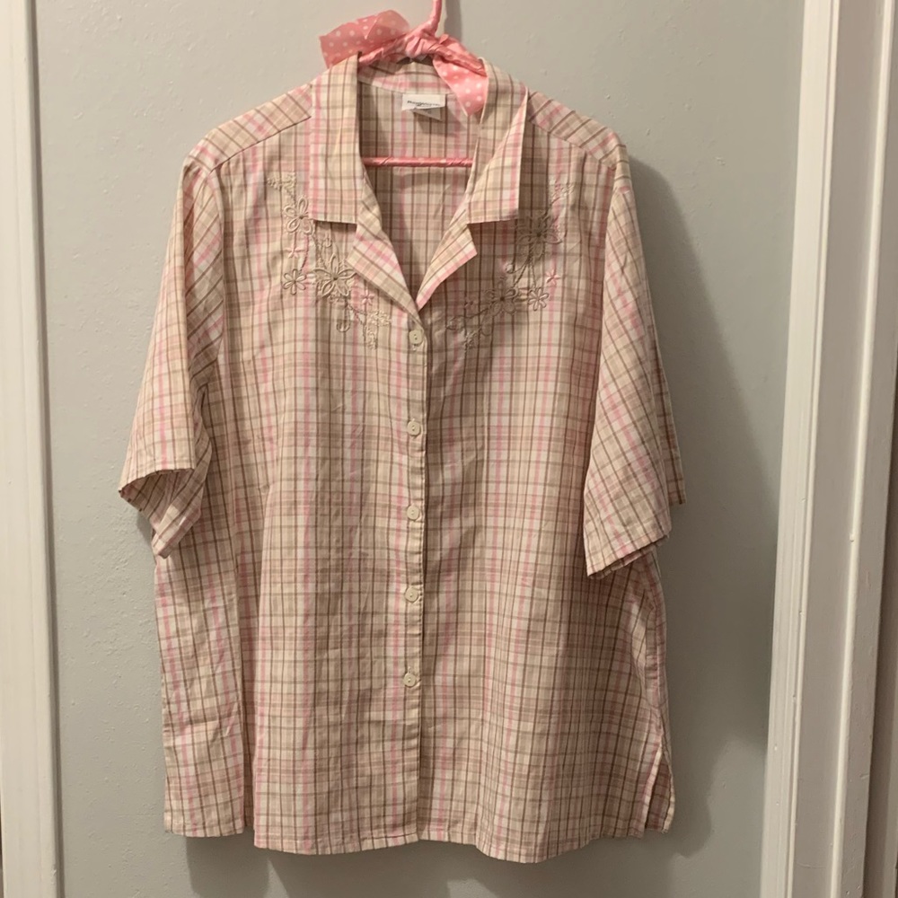 Bon Worth Woman shirt.  Size 3X.